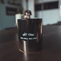 Keramický hrnek HOT-CHIP 3